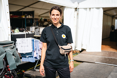 Clara Seipp ist bei Sunny Side Catering für die Verpflegung der Künstler beim Highfield Festival zuständig.