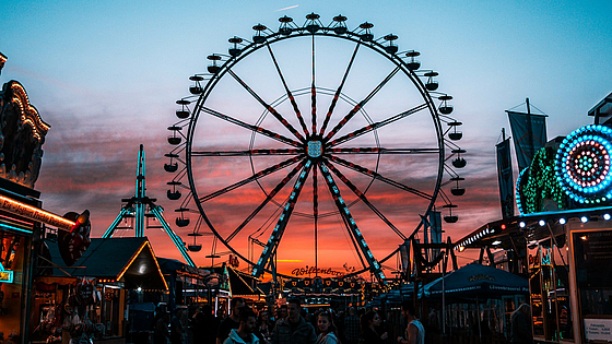 Riesenrad in der Nacht