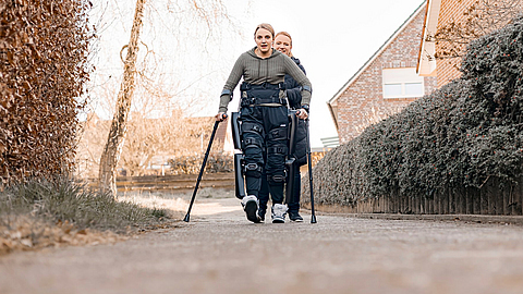 Anna Struckmann, Training mit Exoskelett