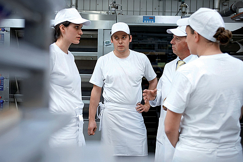 Unterweisungsgespräch in der Backstube