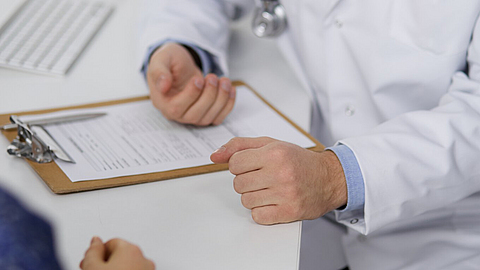 Arztgespräch bei Berufskrankheit