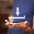 Smartphone mit Download | © ARAMYAN - stock.adobe.com Smartphone mit Download