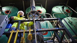 Tankinspektion bei Henkell Freixenet